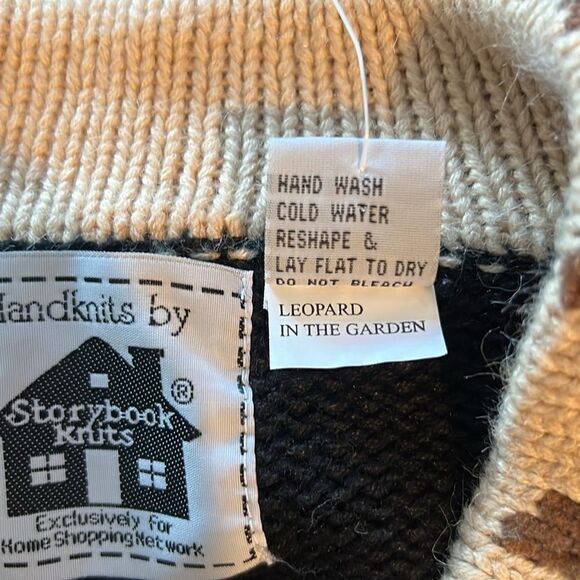 Vintage Storybook Knits Leopard in the Garden Floral Theme Sweater - Picture 14 of 14